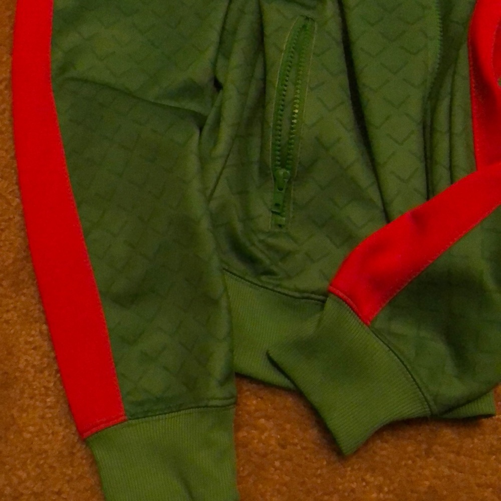 Jacket - Picture 2 of 4